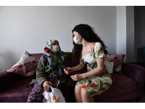 Asırlık Çınarlara Anneler Günü Sürprizi