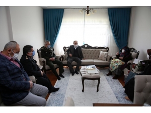 Vali Cüneyt Epcim, Şehit Annelerini Ziyaret Etti