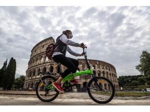 İtalya’da Son 24 Saatte Korona Virüsten 165 Ölüm