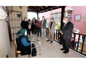 Başkan Işıksu, 100 Yaşının Üzerindeki Ve Şehit Annelerini Ziyaret Etti