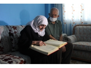 106 Yaşındaki Fadime Nine, Her Ramazan Aksatmadan Orucunu Tutuyor