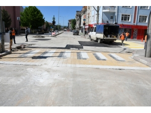 İnegöl’de Üç Boyutlu Yaya Geçidi Uygulaması Başladı