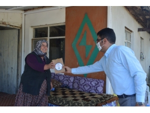 Başkan Güngör’den Şehit Annesine Ziyaret