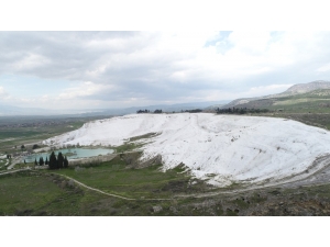 Hava Kalitesi İyileşen Denizli’de Pamukkale’nin Güzelliği Ortaya Çıktı