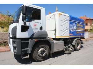 Daha Temiz Çevre İçin Kocasinan’ Da Bahar Temizliği Devam Ediyor