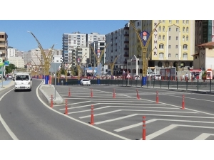 Mardin’de Kısıtlama Kalktı Vatandaşlar Sokağa Çıktı