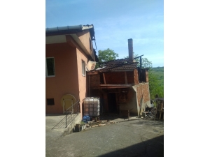 Bacadan Çıkan Kıvılcımlar Mahalleliye Korku Dolu Anlar Yaşattı