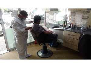 Berberler Koronavirüs Tedbirleri Alarak Hizmet Vermeye Başladı