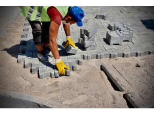 Aydın Bşb, Didim’de Kaldırım Çalışması Başlattı