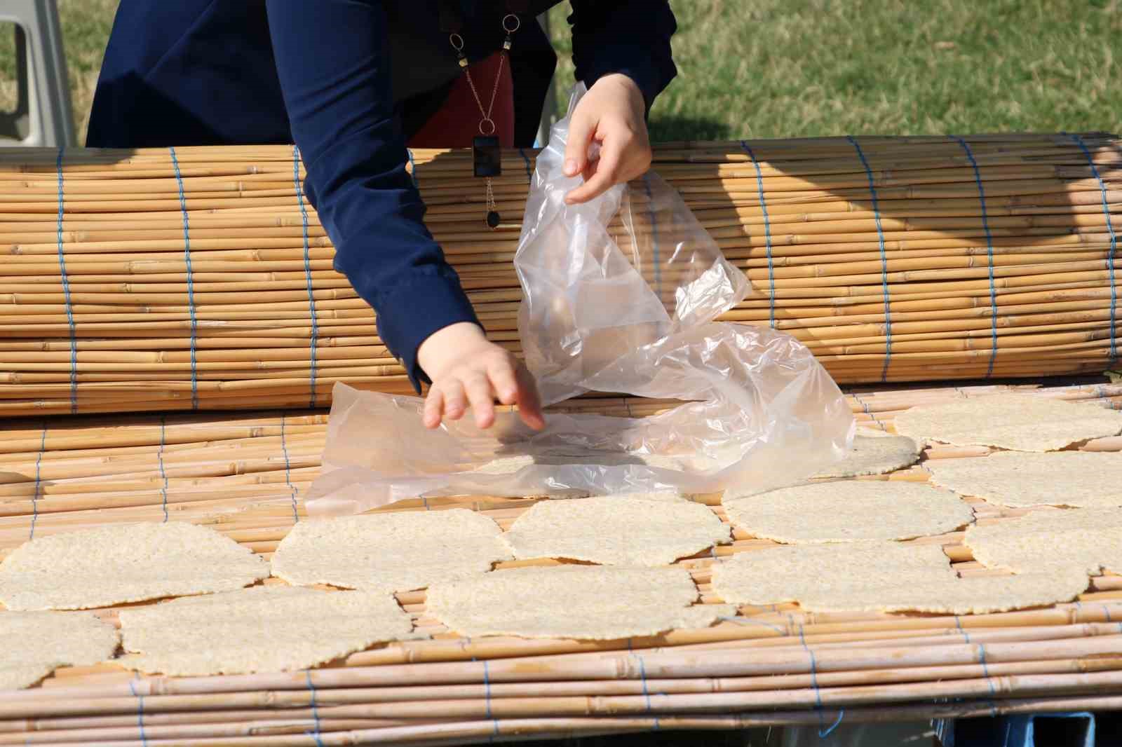 tarhana-gunese-cikti-kislik-hazirlikta-son-gunler