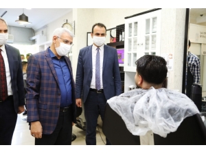 Başkan Güder, Berber Ve Kuaförleri Ziyaret Etti