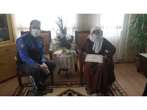 Vefakar Annelere Anlamlı Ziyaret