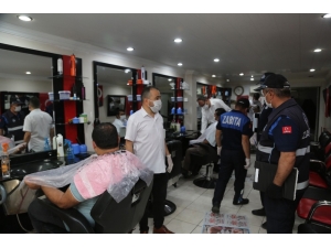 Mersin’de Berber Ve Kuaförler, Faaliyete Denetimle Başladı