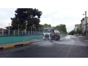 Hayat Normalleşiyor Dezenfeksiyon Çalışmaları Tavizsiz Sürüyor