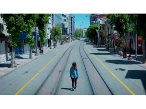 Sokağa Çıkma Kısıtlamasını Anlatan En Güzel Video