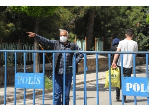 Gaziantep’te Bir Mahalle Karantinaya Alındı