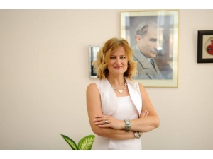 Prof. Dr. Füsun Terzioğlu, Dsö’nün 2020 Yılını Dünya Hemşireler Yılı İlan Etmesini Değerlendirdi