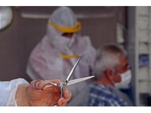 Antalya’da Bin 400 Berber Zamlı Tarifeyle ‘Makas’ Dedi