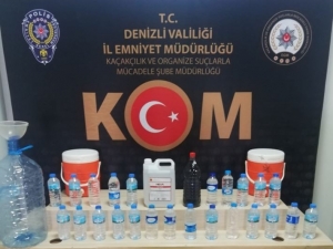 Denizli’de Kaçak Dezenfektan Üreten Firmalara Polisten Operasyonu