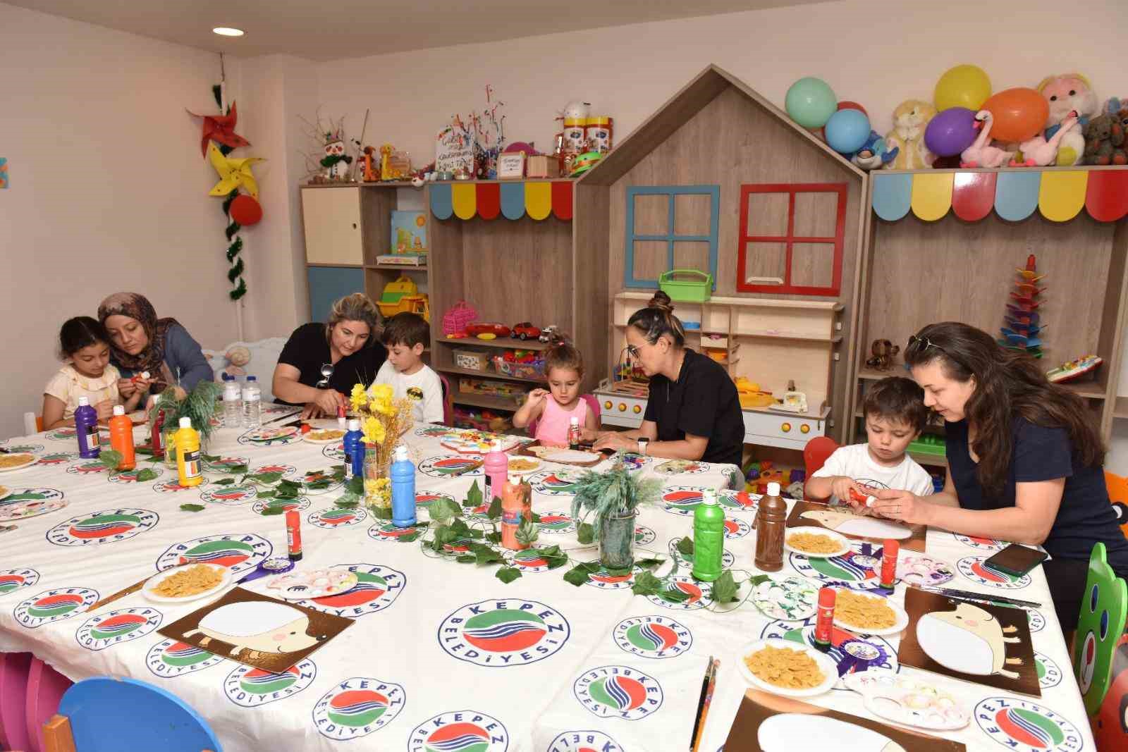 kepez-de-minik-eller-sanatla-bulusuyor