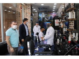 Cizre Milli Eğitim Müdürlüğü Berber Ve Kuaförlere, Koruyucu Siperlik Dağıttı