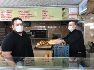 Ramazan Pidesi Siparişi Alan Fırına Sopalı Bıçaklı Saldırı Kamerada