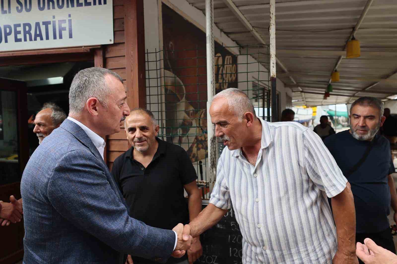 buyukakin-yeni-sezonda-karamurselli-balikcilari-yalniz-birakmadi