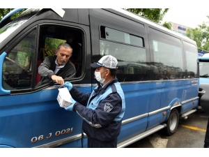 Ankara’da İşleri Azalan Dolmuşcu Esnafına Gıda Yardımı