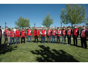 Kızılay’dan Maddi Durumu Düşük Ailelere Yardım