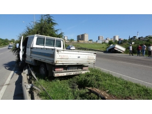 Yola Dökülen Mazot Kazalara Sebep Oldu