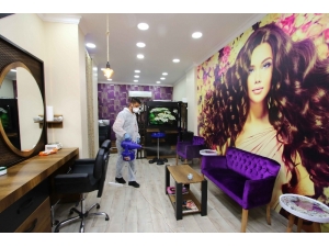 Buca, Bayraklı Ve Balçova’da Berber Ve Kuaförlere Destek