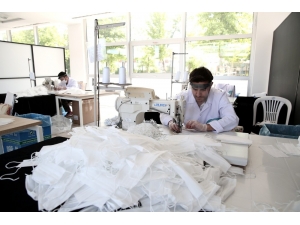 Nilüfer’de İşitme Engelli Ve Çocuklara Özel Maske Üretiliyor