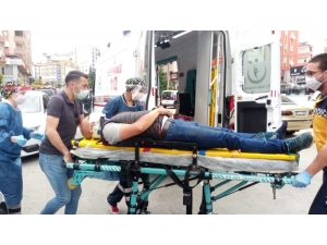 Motosikletten Düşen Sürücü Yaralandı