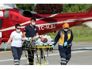 Madende Dinamit Patlayınca Yaralandı, Hava Ambulansı Hayatını Kurtardı