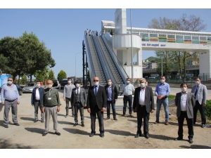 Muhtarlardan Yürüyen Merdivene Destek