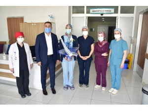 Başkan Erdoğan, Hemşirelerin Gününü Kutladı