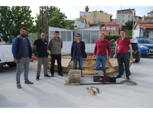 Kovada Gölü’nde Elektro Şok Cihazıyla Balık Avına Baskın