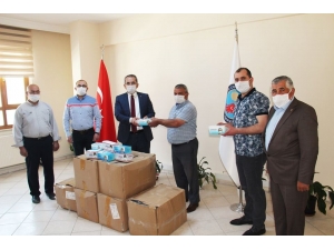 Tosya Kaymakamlığından Mahalle Ve Köylere 10 Bin Adet Maske