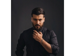 Model Rezan Sinjari’den Mağdur Ailelere Yardım