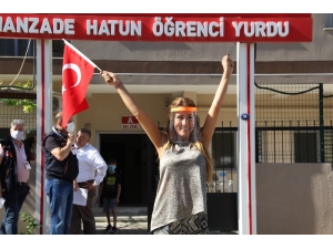 Seda Yavaş: “Hindistan’da Öleceğimizi Düşündük”