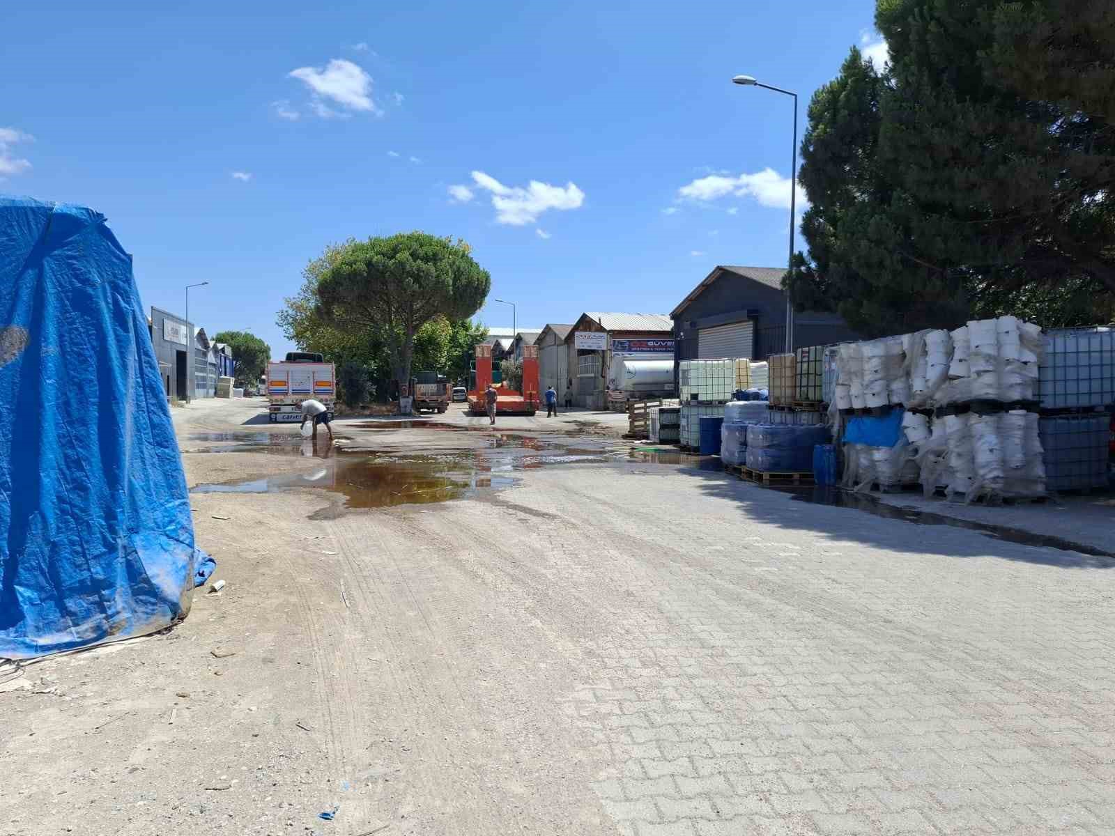 balikesir-de-yere-dokulen-kimyasal-madde-panige-neden-oldu