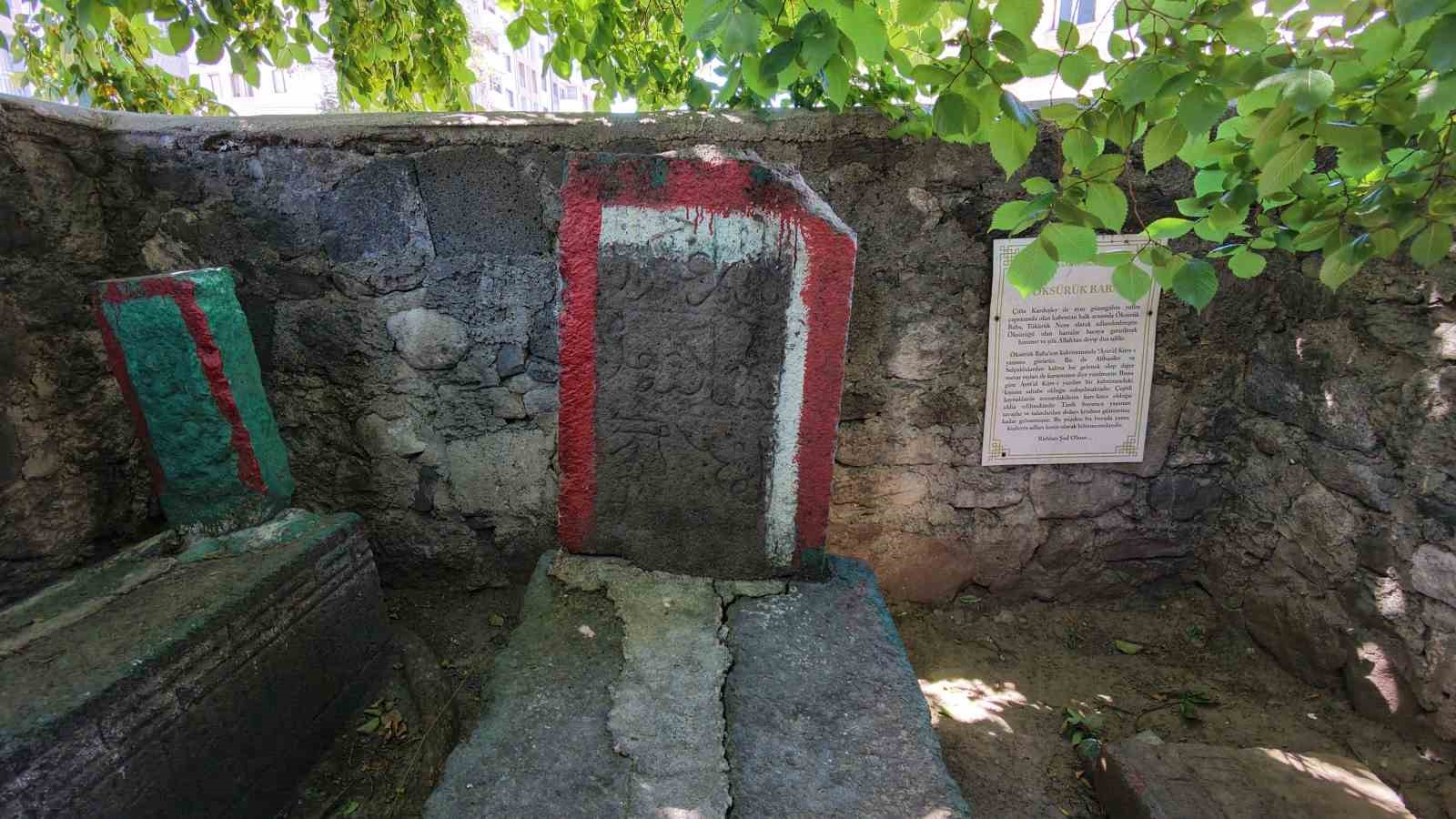 halk-arasinda-oksuruk-baba-olarak-biliniyor-oksurugu-olan-buraya-kosuyor