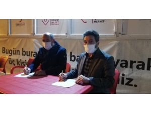 Kızılay’a Kan Bağışında Bulundular
