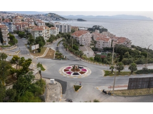 Kuşadası’nda Tek Yön Uygulaması Şehir İçi Trafiğe Soluk Aldırmaya Başladı