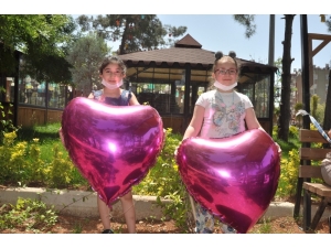 Kısıtlama 4 Saatliğine Kalktı, Mardin’de Çocuklar Parklara Koştu