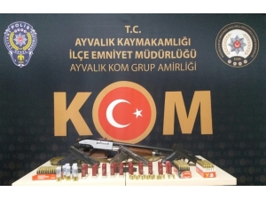 Mühimmat Deposu Gibi Ev