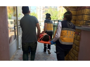 7 Yaşındaki Çocuk Asansör Boşluğuna Düştü