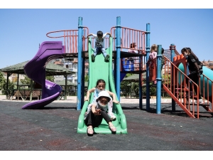 Karaman’da Sokak Ve Parklar Çocuklarla Şenlendi