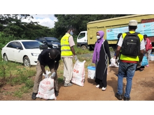 Tika Kenya’da Yetim Ve Mültecilerin Yüzünü Güldürdü