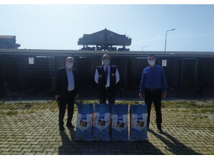 Sokaktaki Canlar İçin Belediyeye Mama Desteği